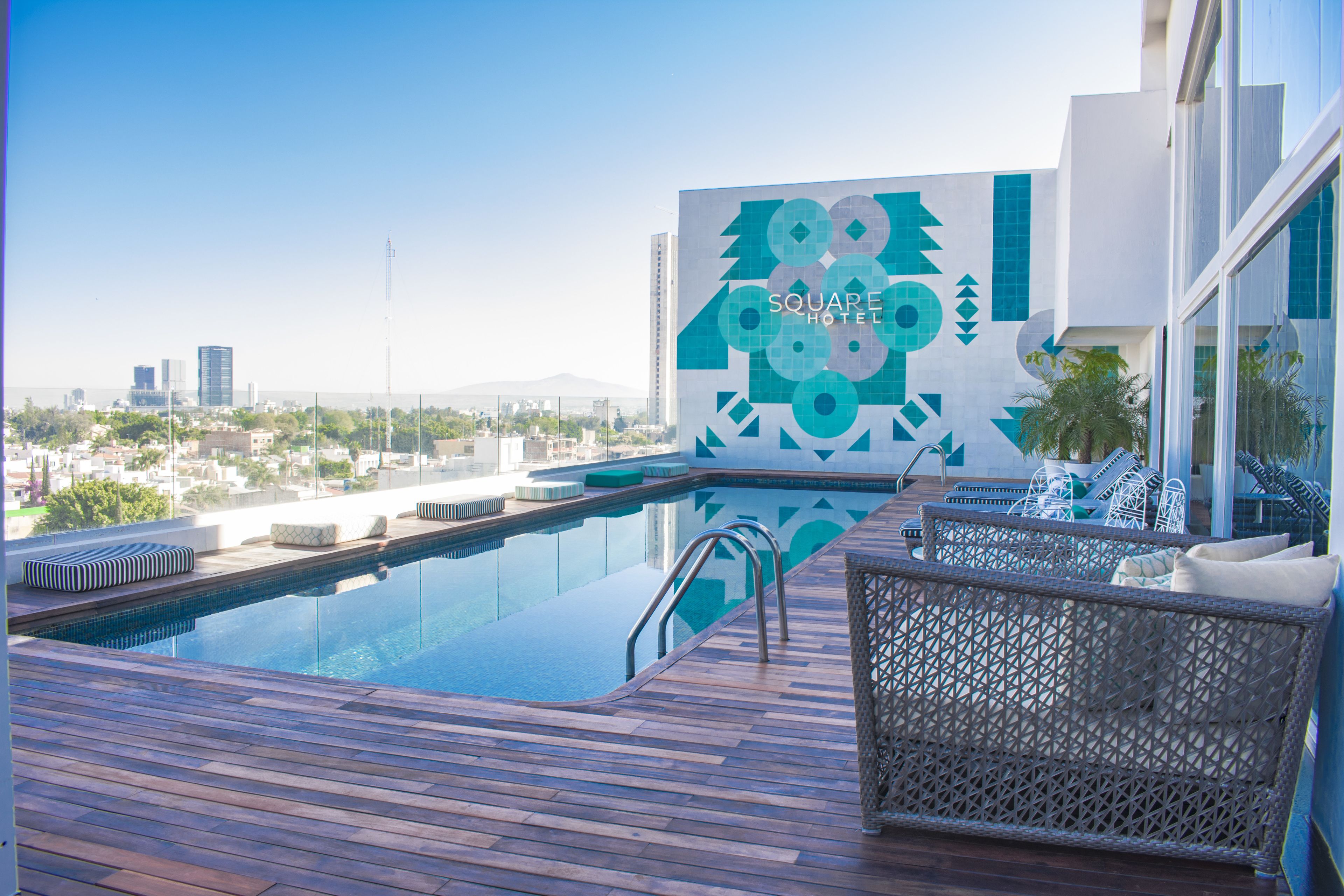 Square Small Luxury Hotel