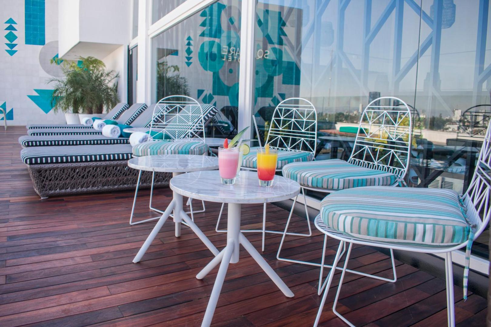 Square Small Luxury Hotel