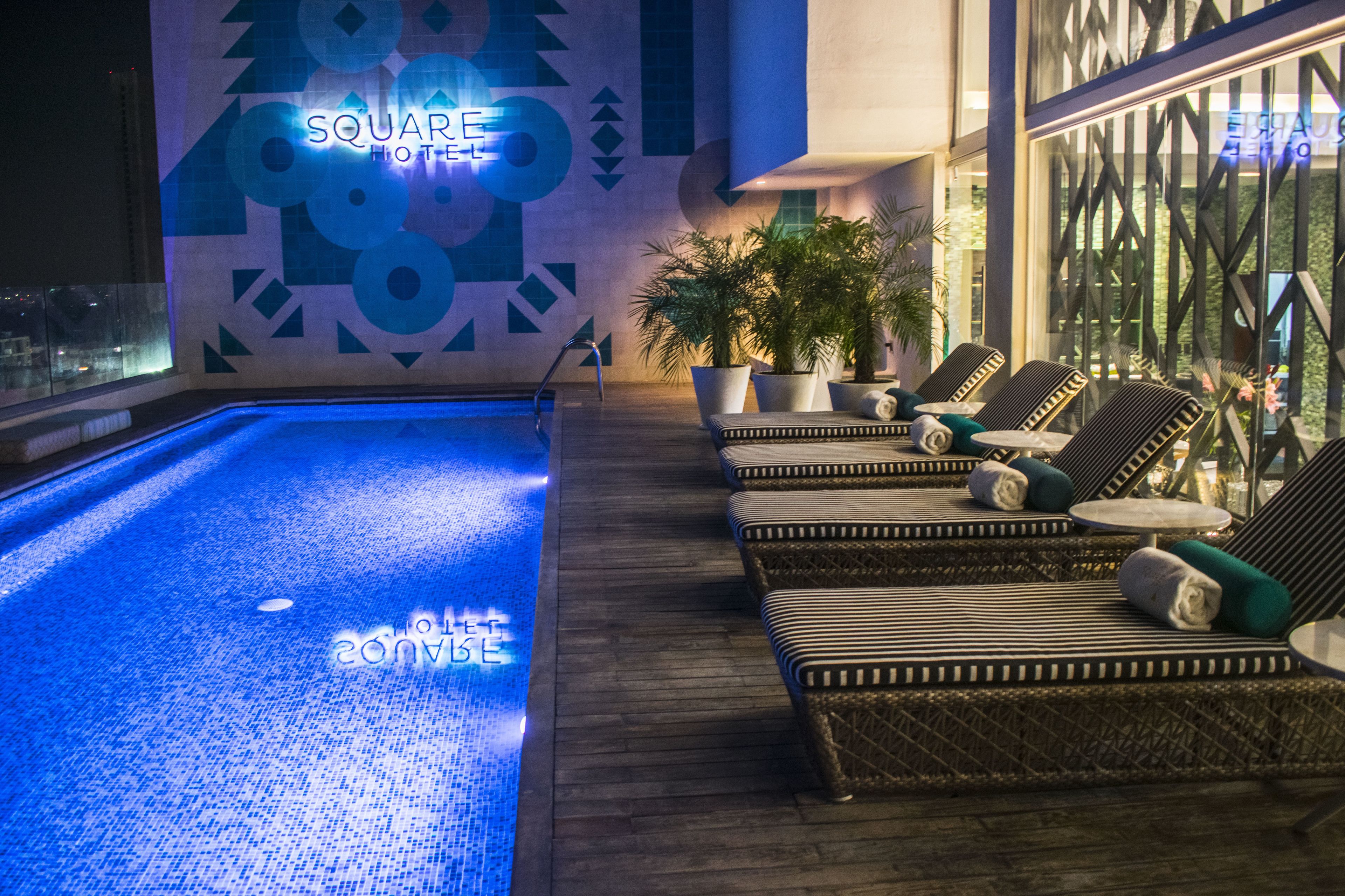 Square Small Luxury Hotel