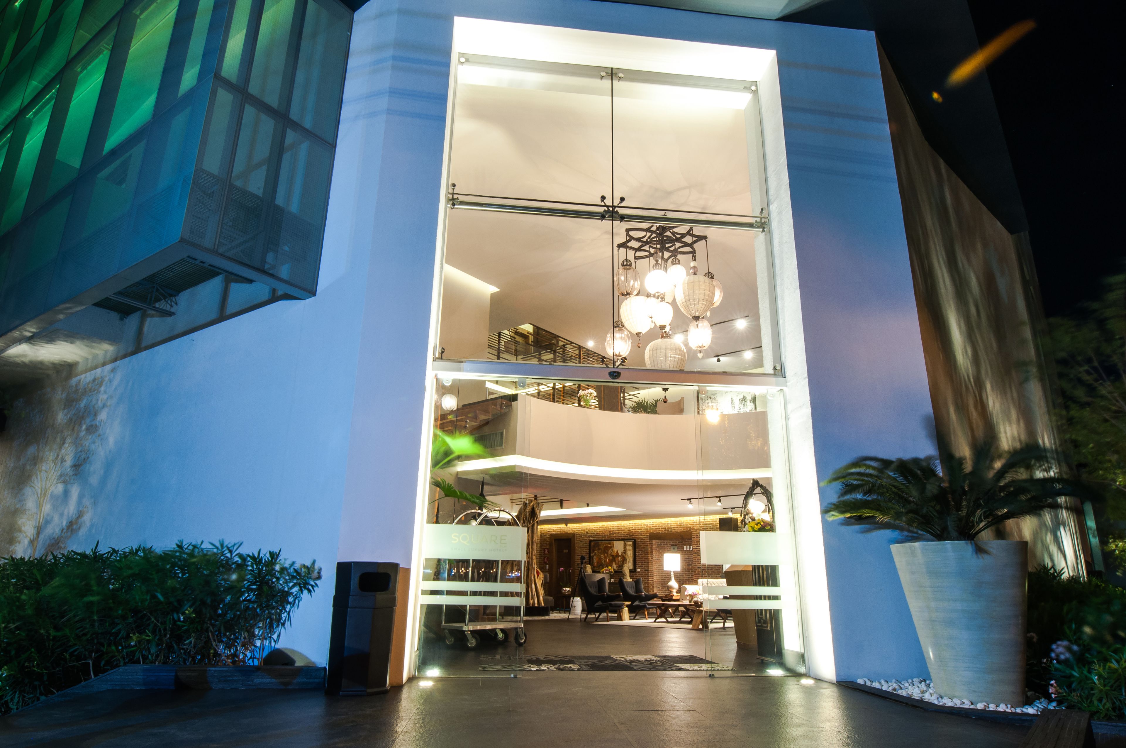 Square Small Luxury Hotel