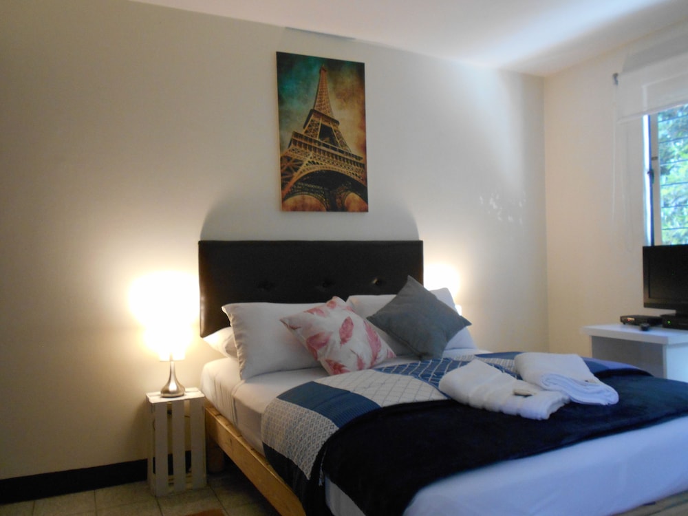 Star Apartments Reservations