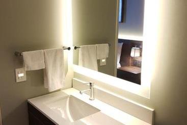 Staybridge Suites Guadalajara Novena
