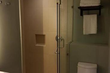 Staybridge Suites Guadalajara Novena