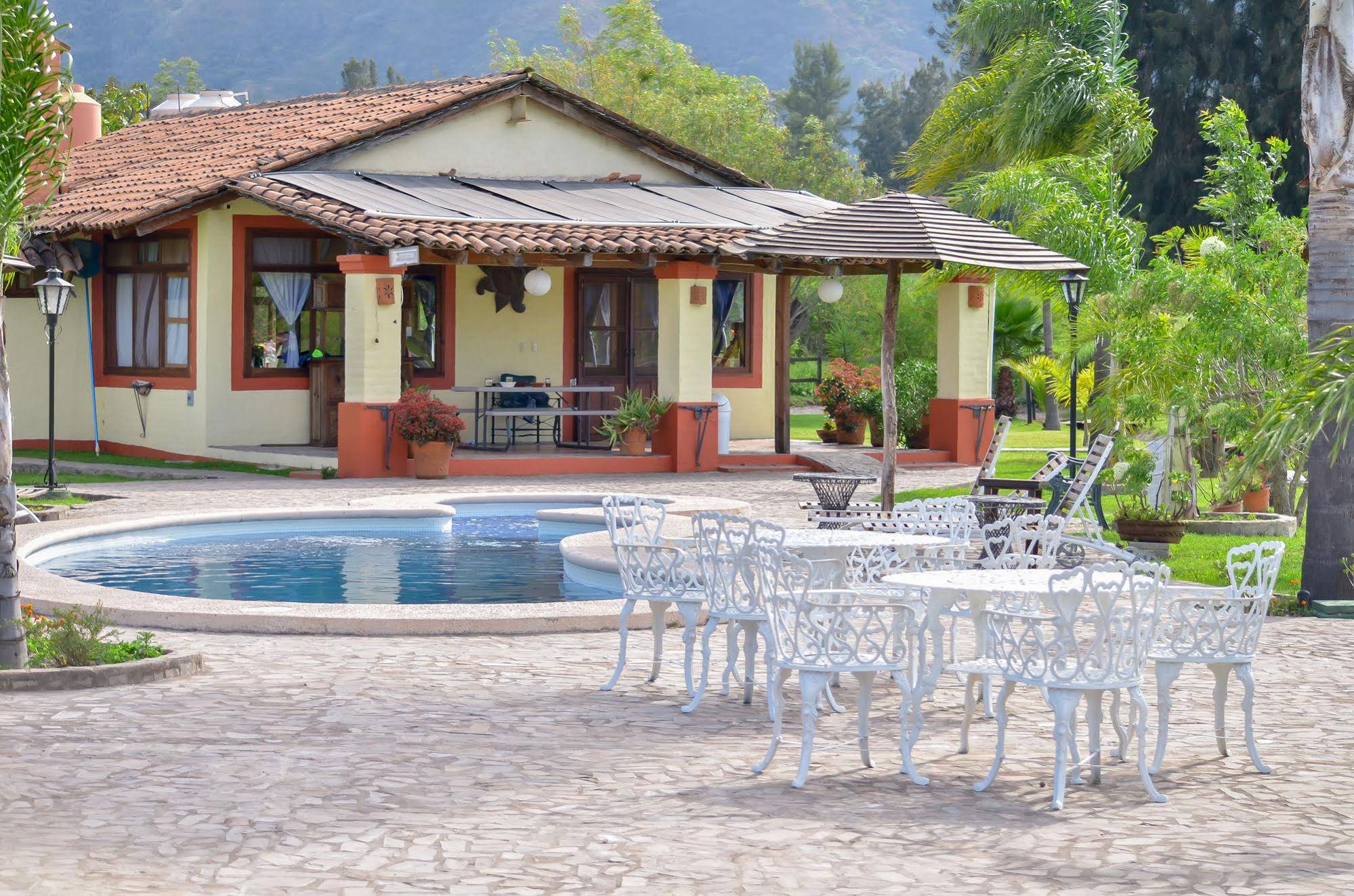 Hotel Rancho La Esmeralda