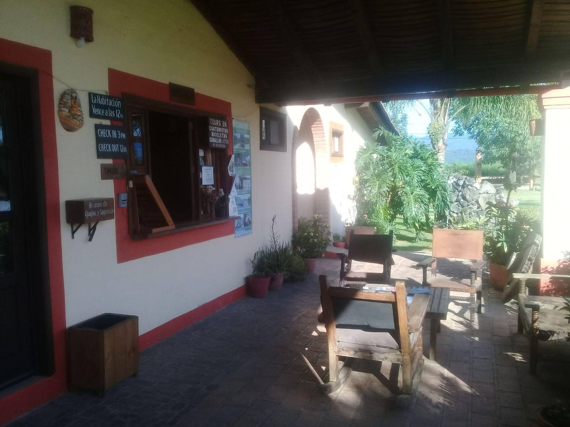 Hotel Rancho La Esmeralda