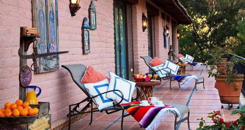Sierra Lago Resort & Spa
