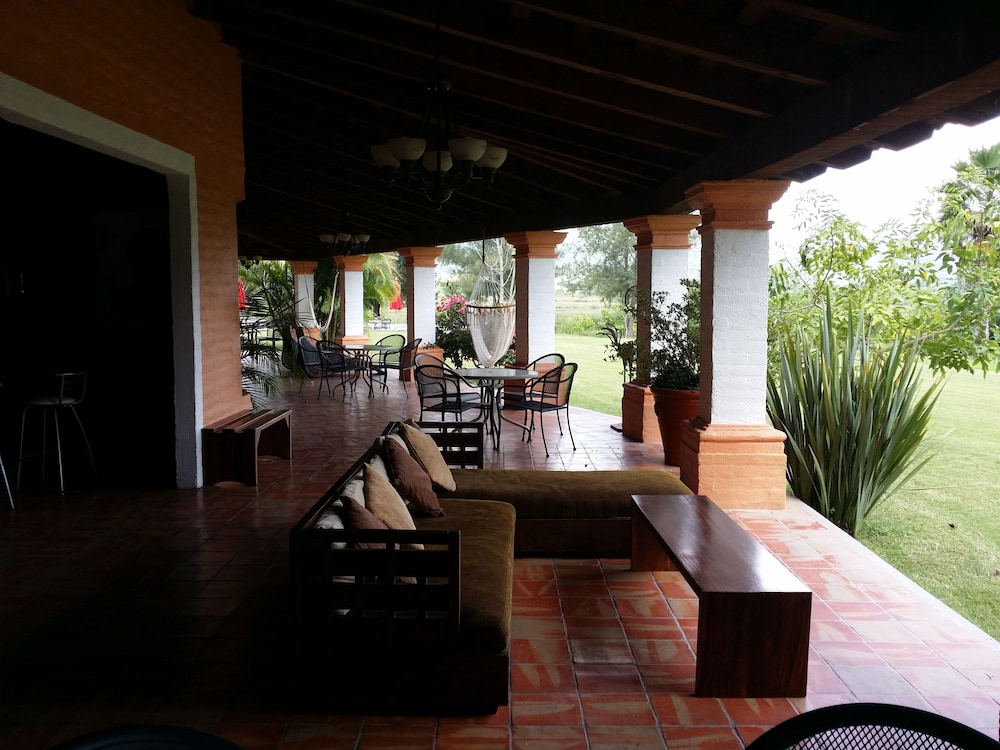 Villa Cantabria