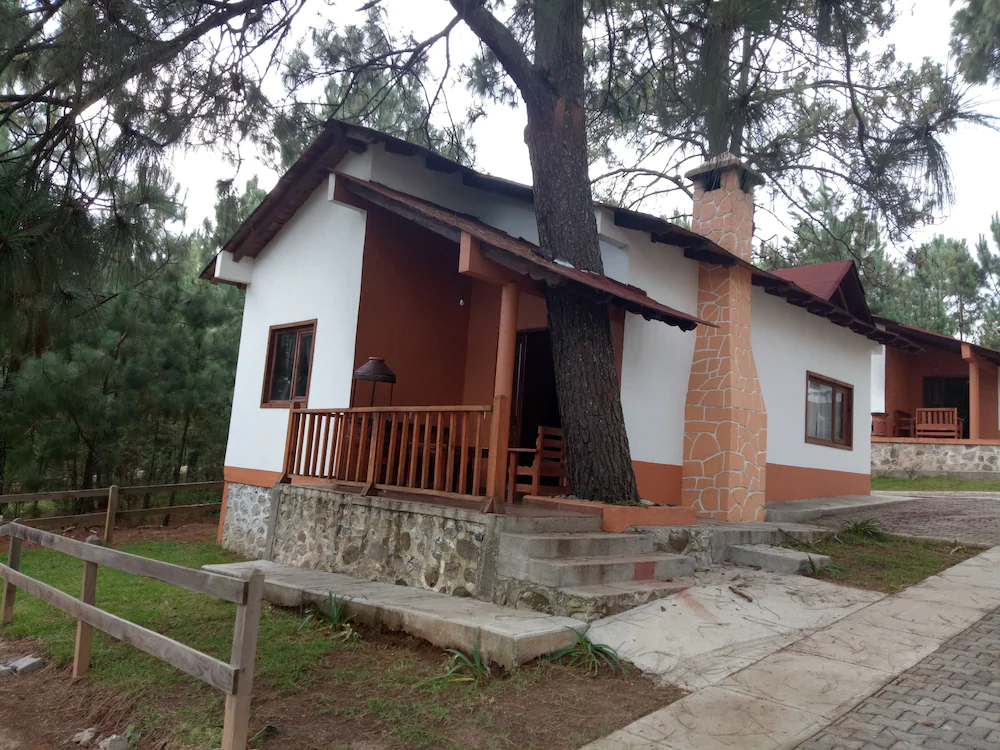 Cabanas Del Bosque