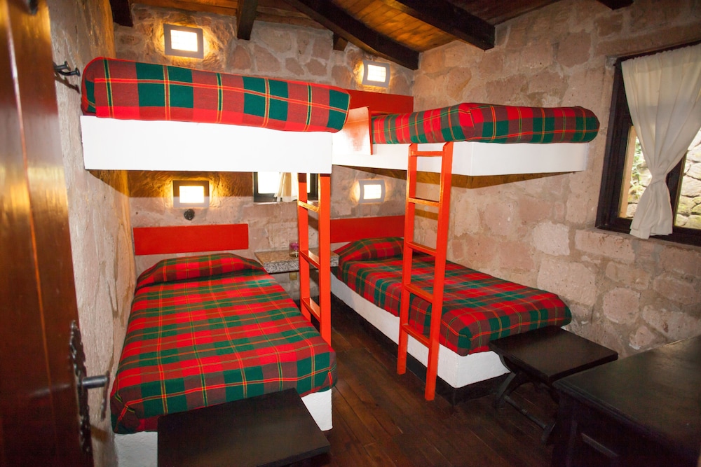 Monteverde Hotel De Cabañas