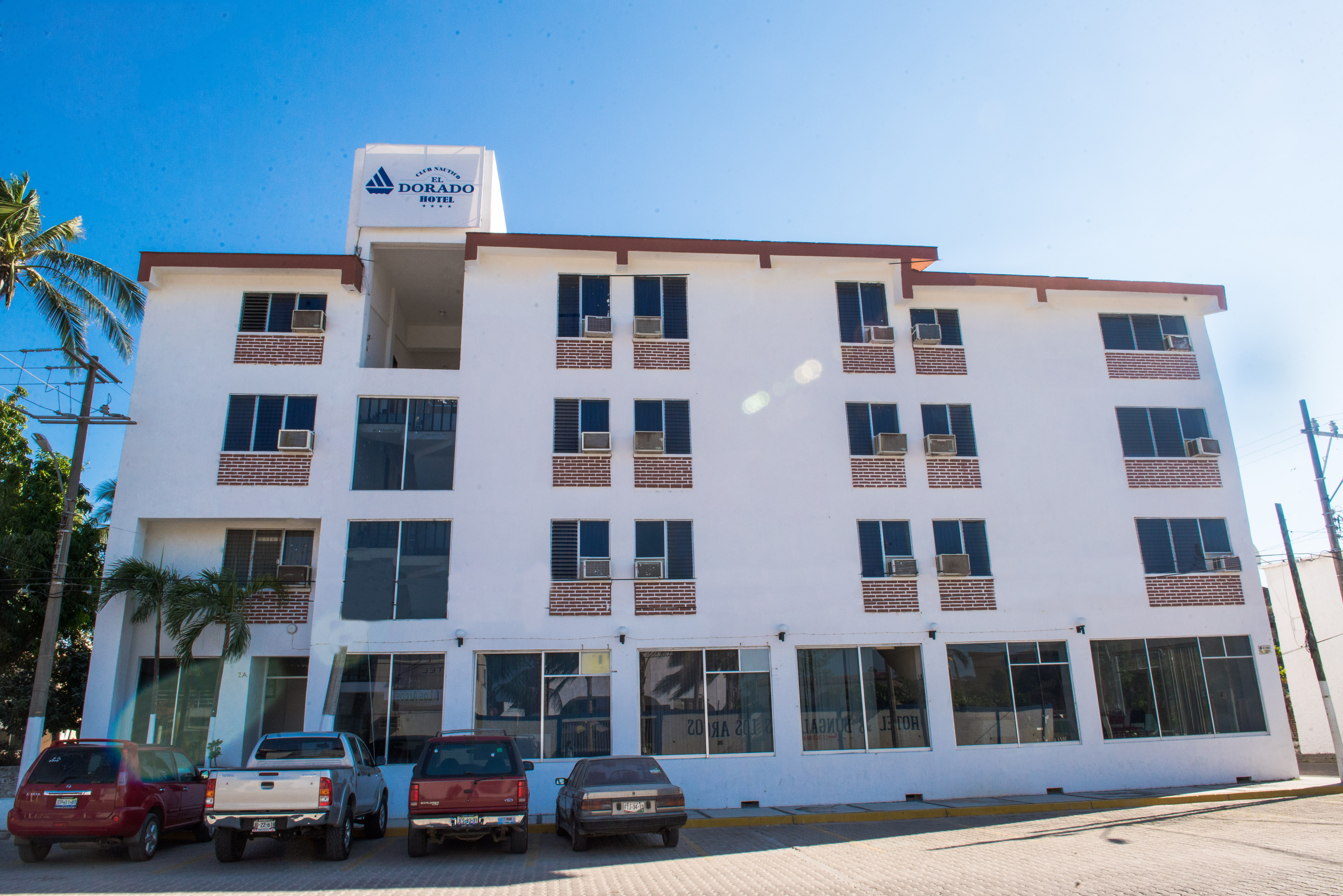Hotel Club Nautico El Dorado