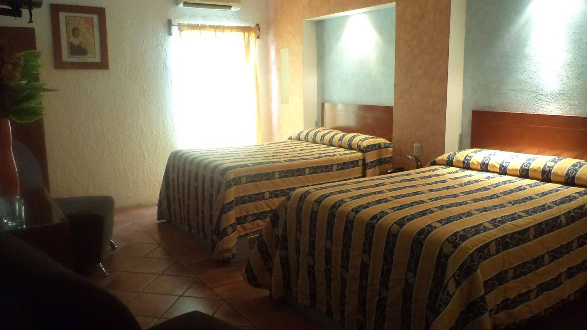 Hotel La Rienda Misión Tequillan