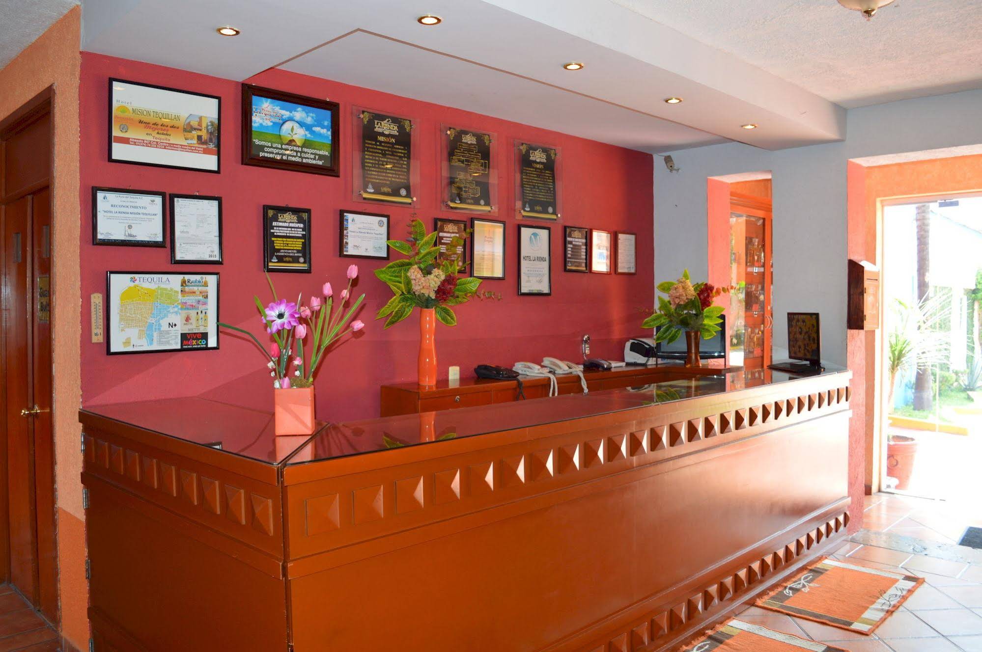 Hotel La Rienda Misión Tequillan