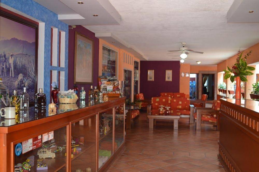 Hotel La Rienda Misión Tequillan