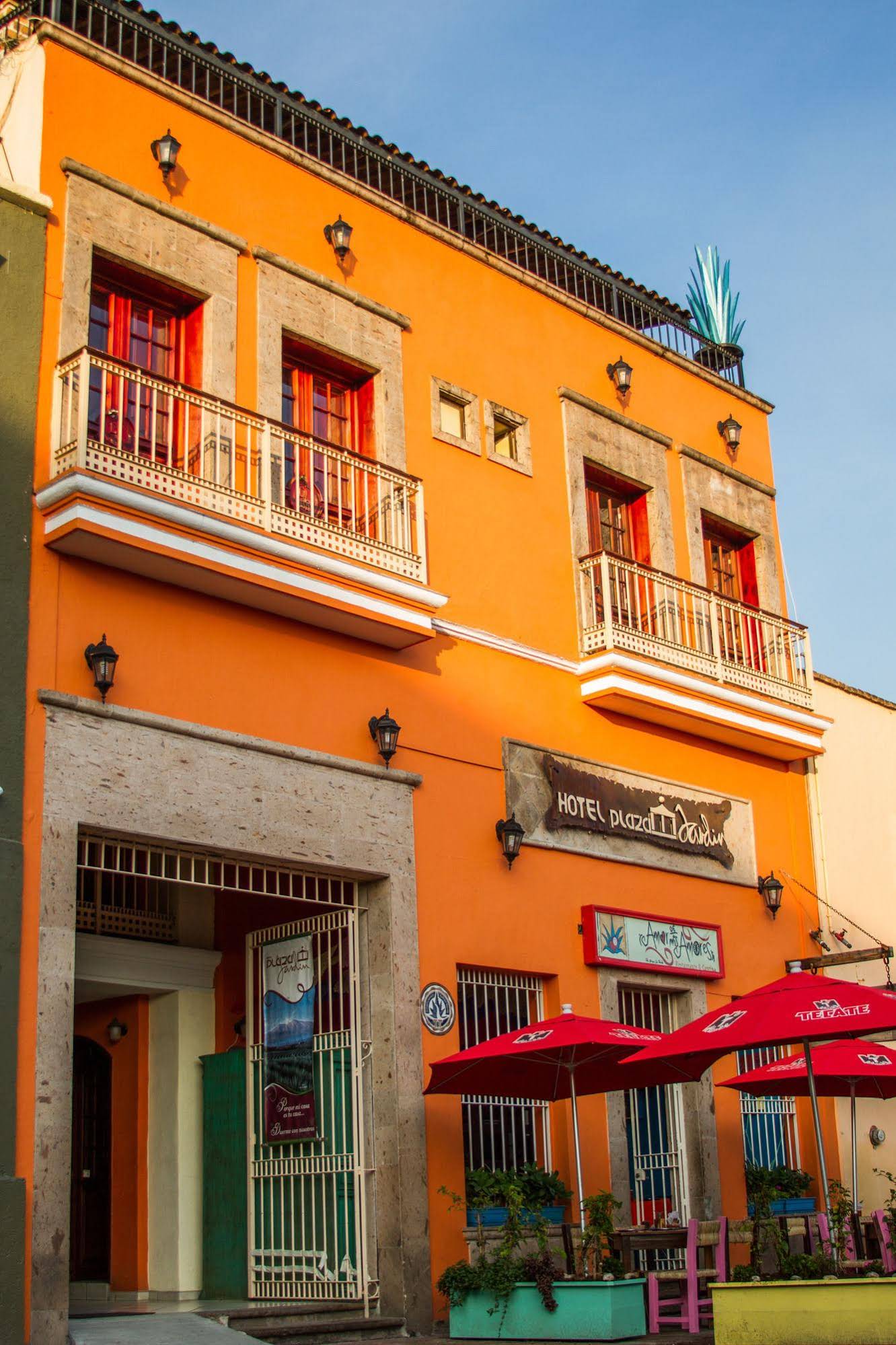 Hotel Plaza Jardin
