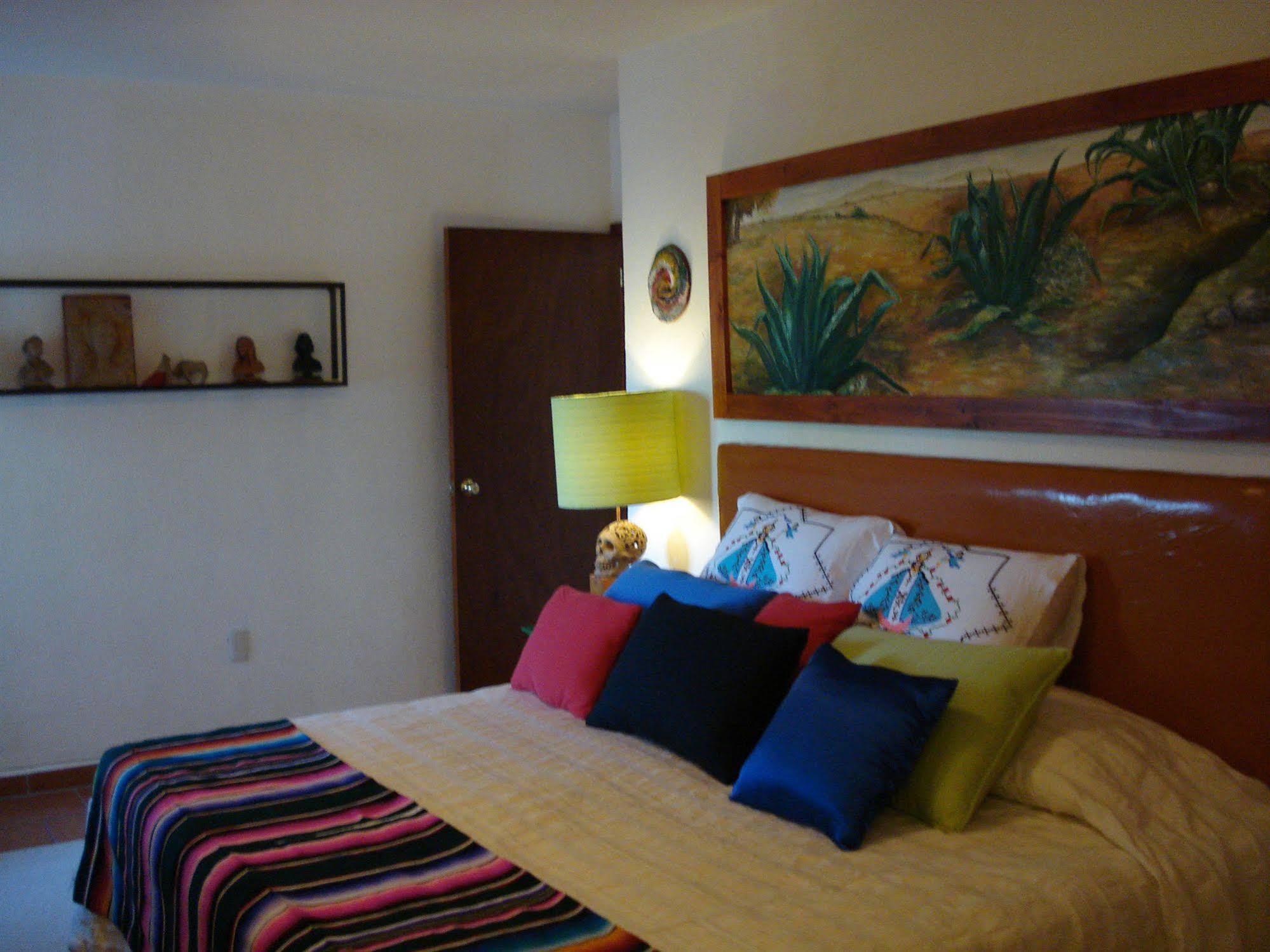 Casa Tlaquepaque Galeria
