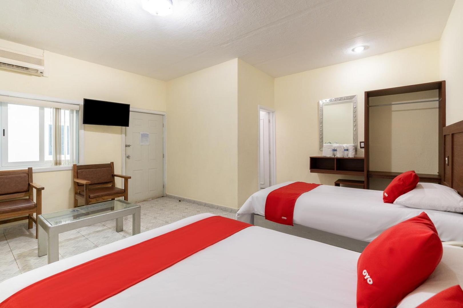 Platinium Gran Hotel by OYO Rooms