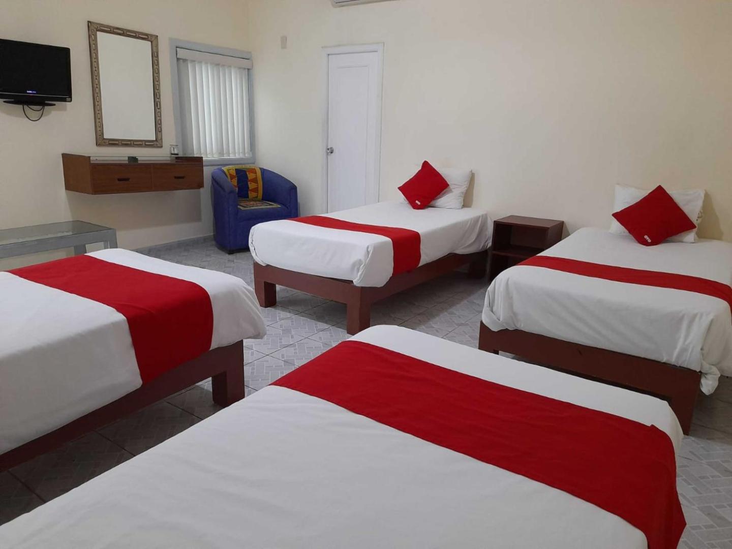 Platinium Gran Hotel by OYO Rooms