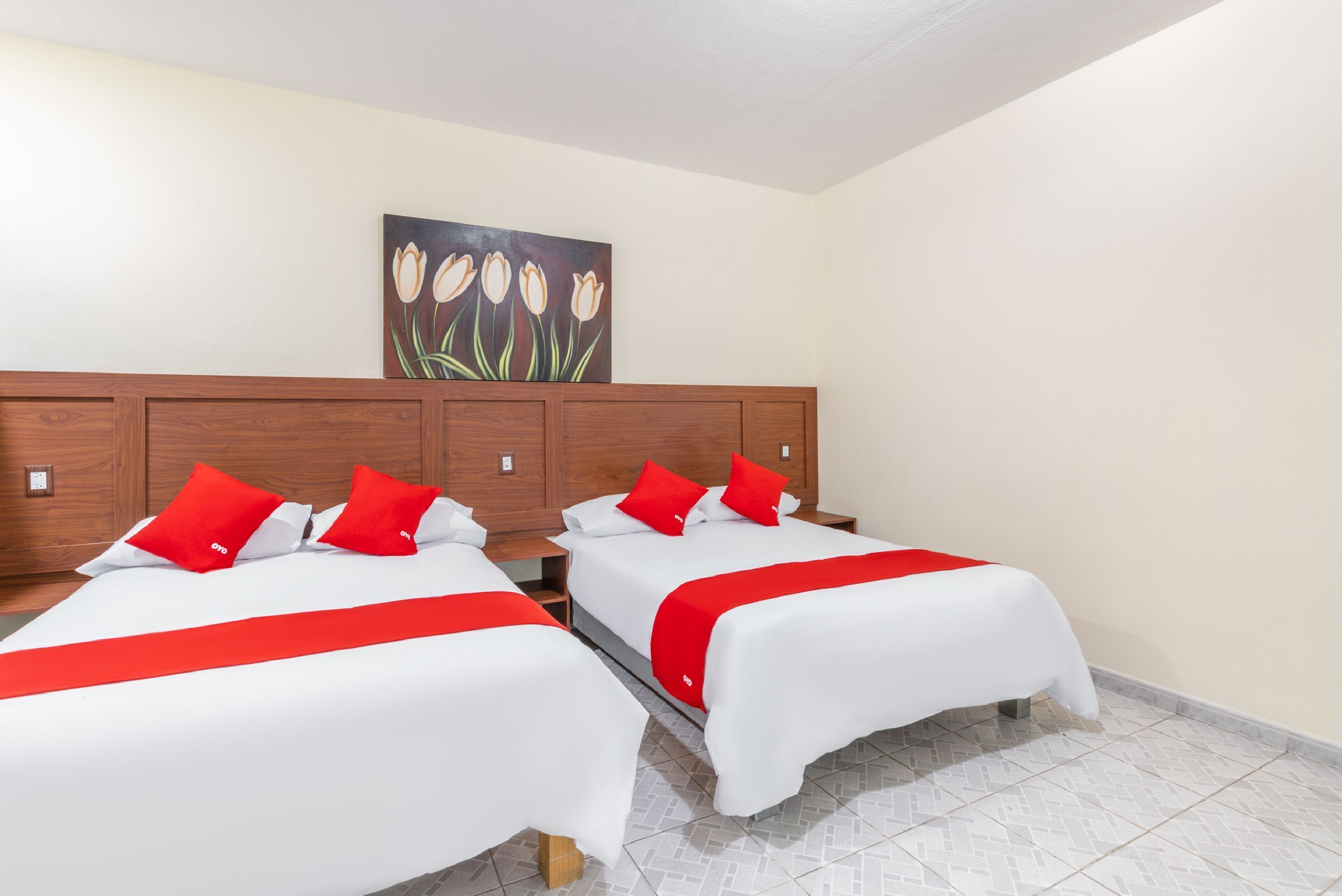 Platinium Gran Hotel by OYO Rooms