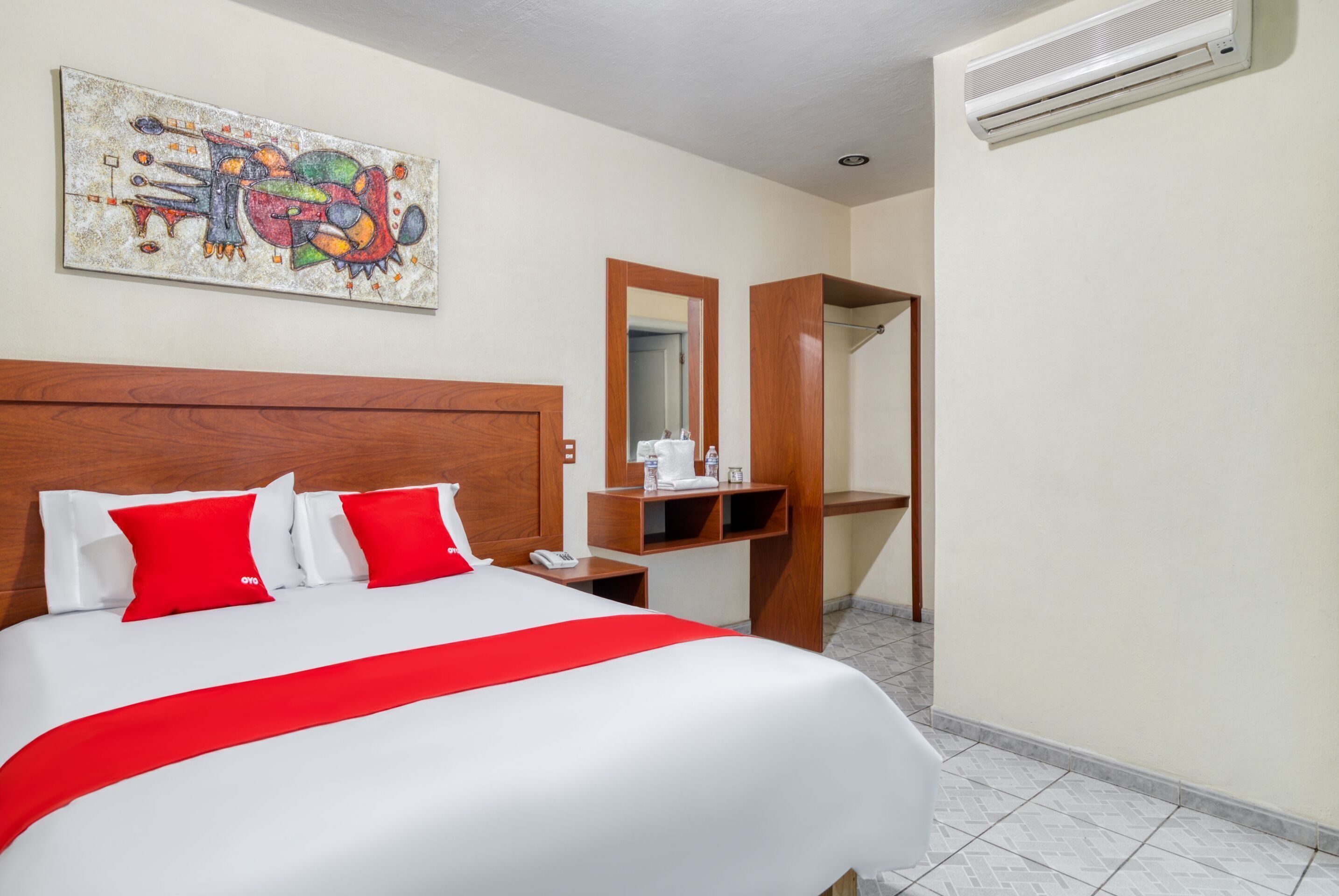 Platinium Gran Hotel by OYO Rooms