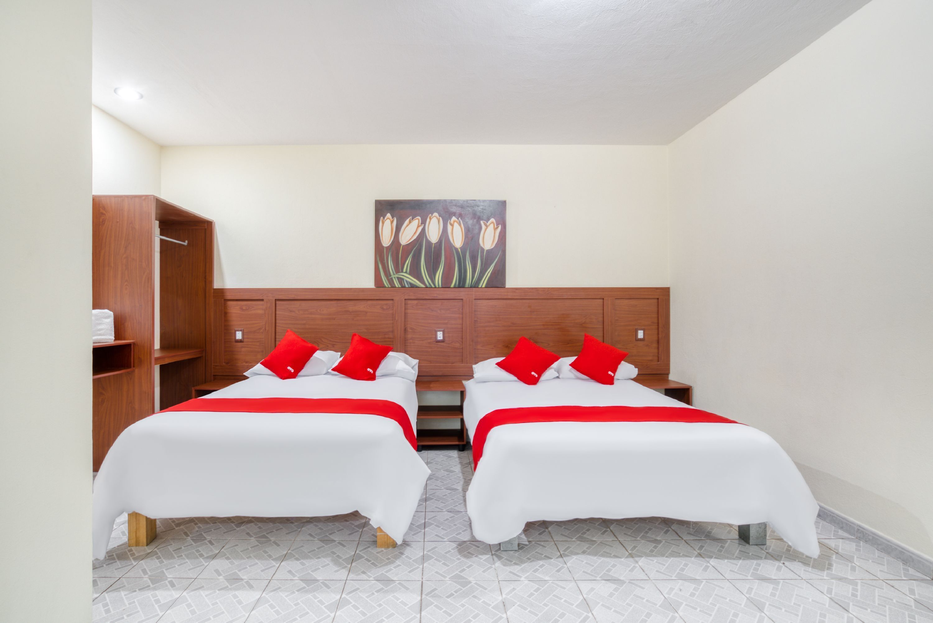 Platinium Gran Hotel by OYO Rooms