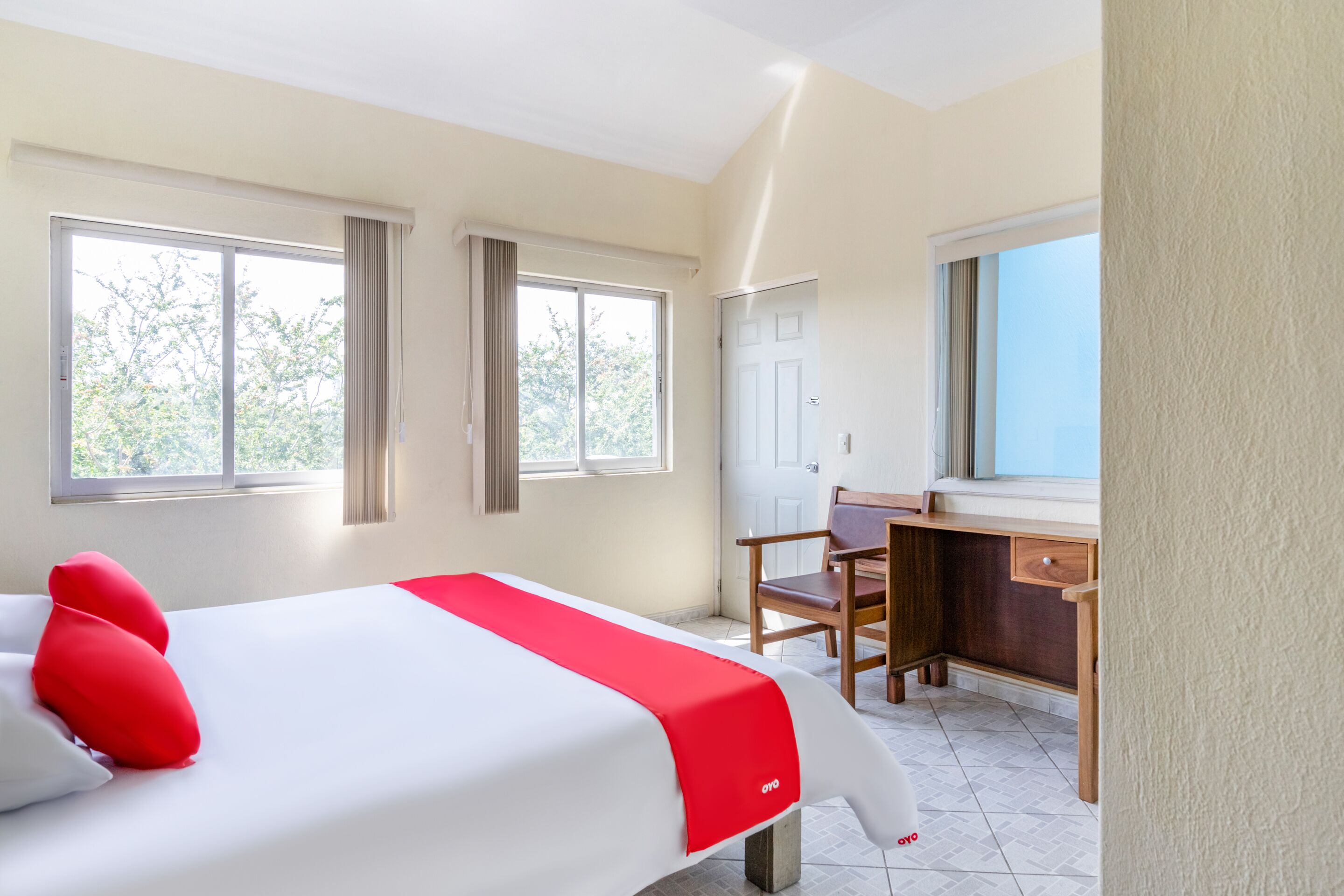 Platinium Gran Hotel by OYO Rooms