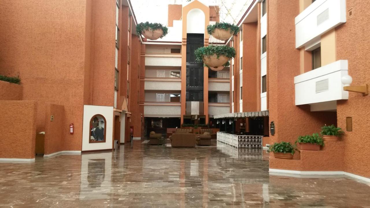 Country Plaza Guadalajara