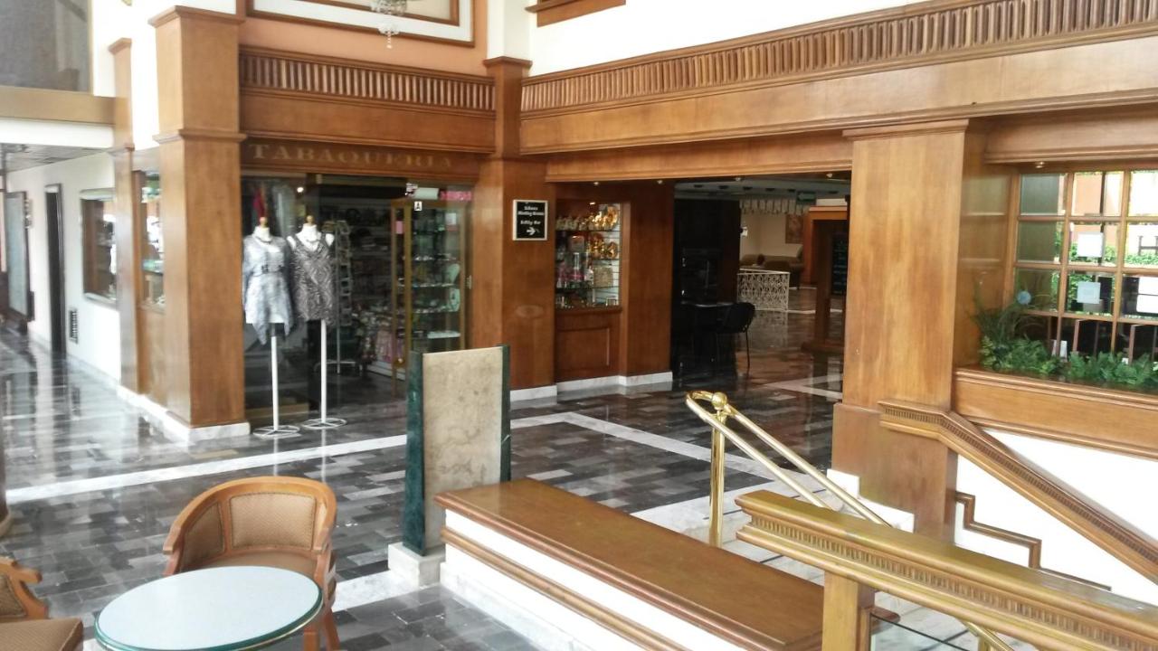 Country Plaza Guadalajara
