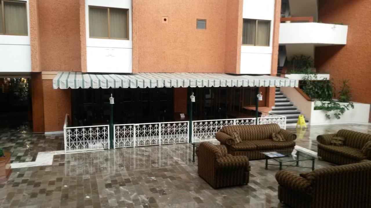 Country Plaza Guadalajara