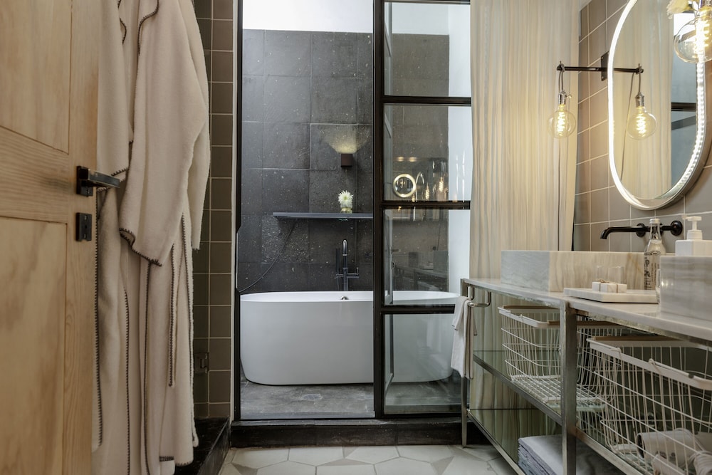 Doce18 Concept House
