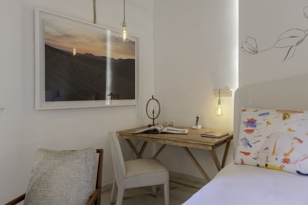 Doce18 Concept House