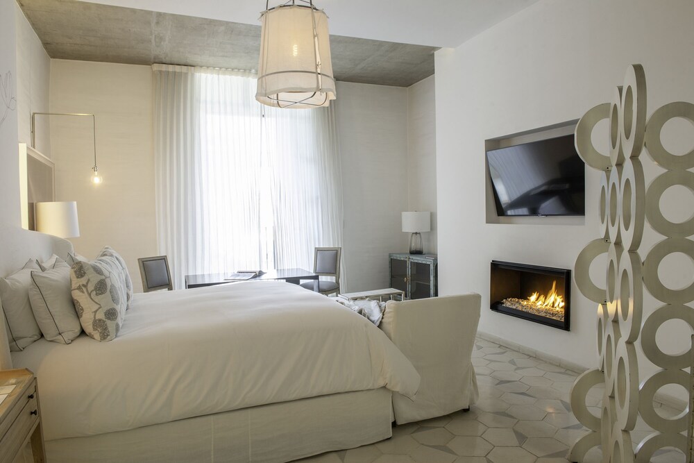 Doce18 Concept House