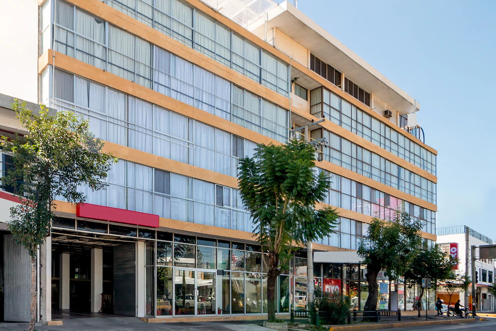 Hotel Suites Del Llanito