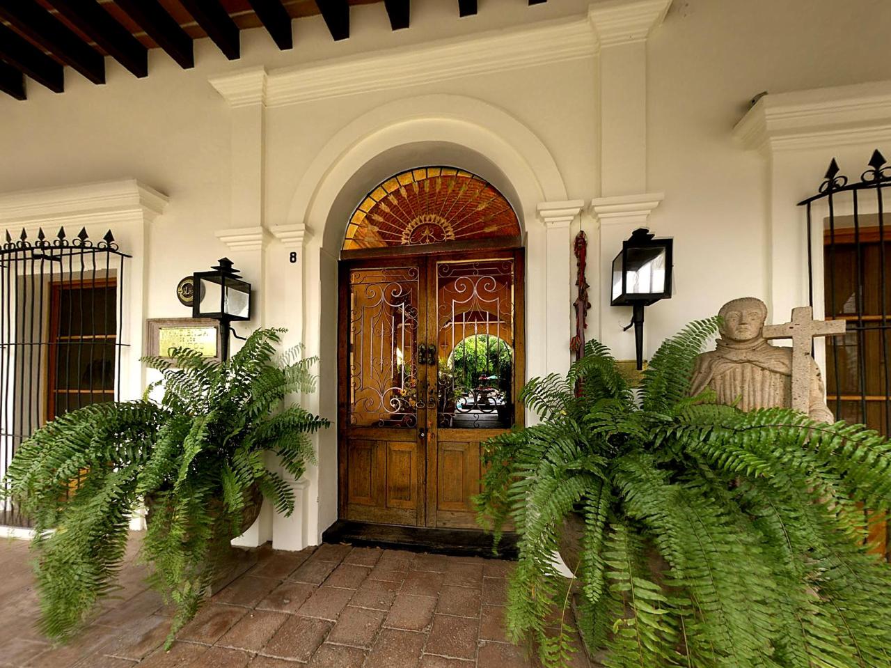 Hacienda de los Santos Resort