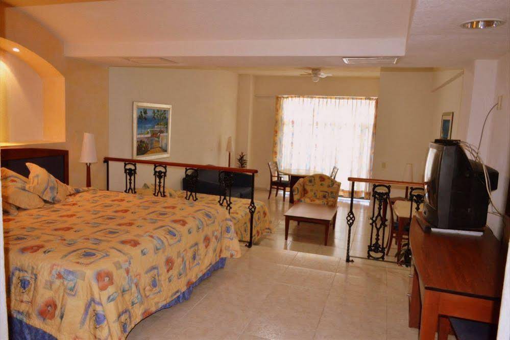 Casabella Art/Boutique Hotel