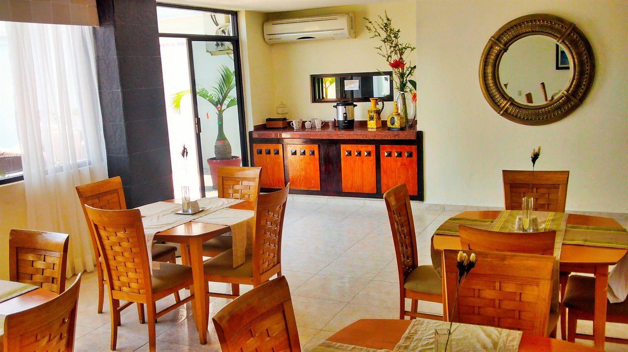 Casabella Art/Boutique Hotel