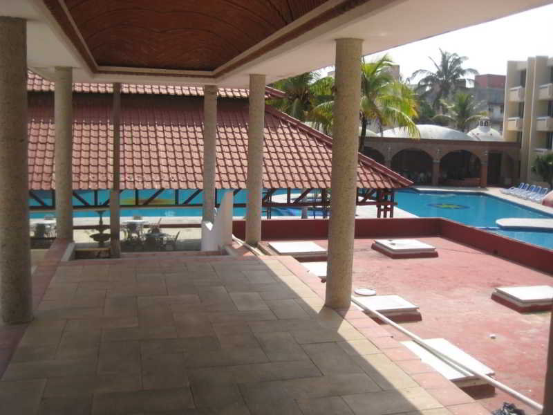 Costa Sol Hotel & Villas