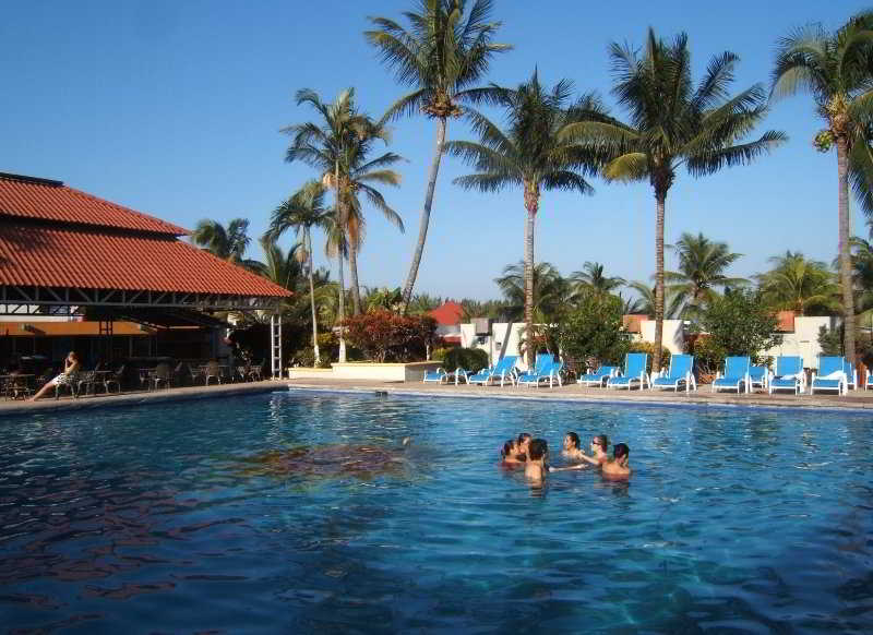 Costa Sol Hotel & Villas