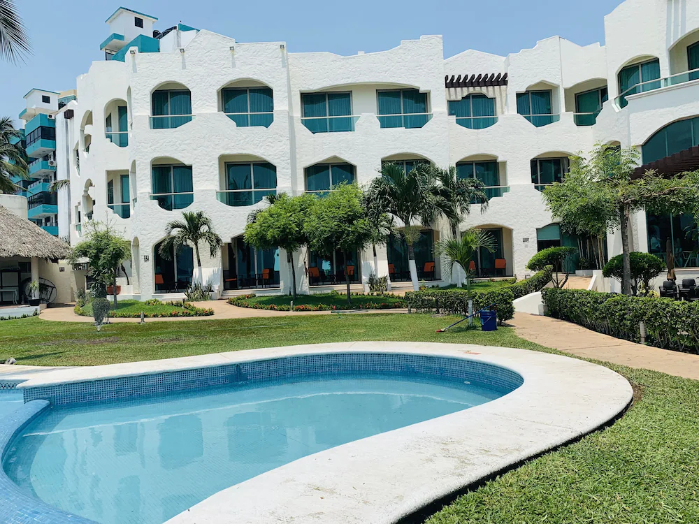 Hotel Playa Caracol