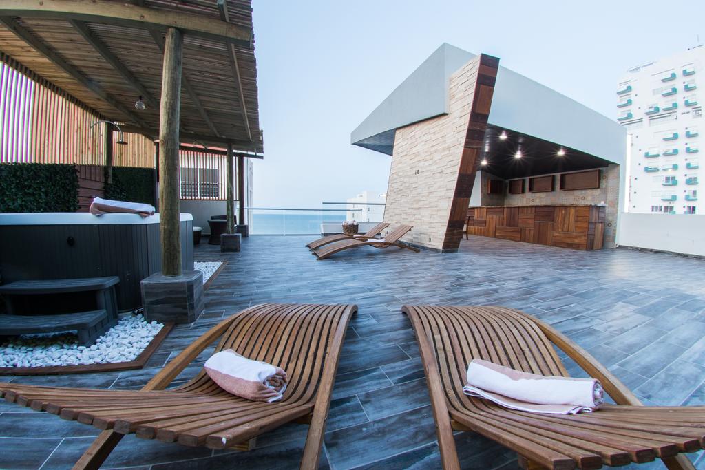 Hotel & Suites Clipperton