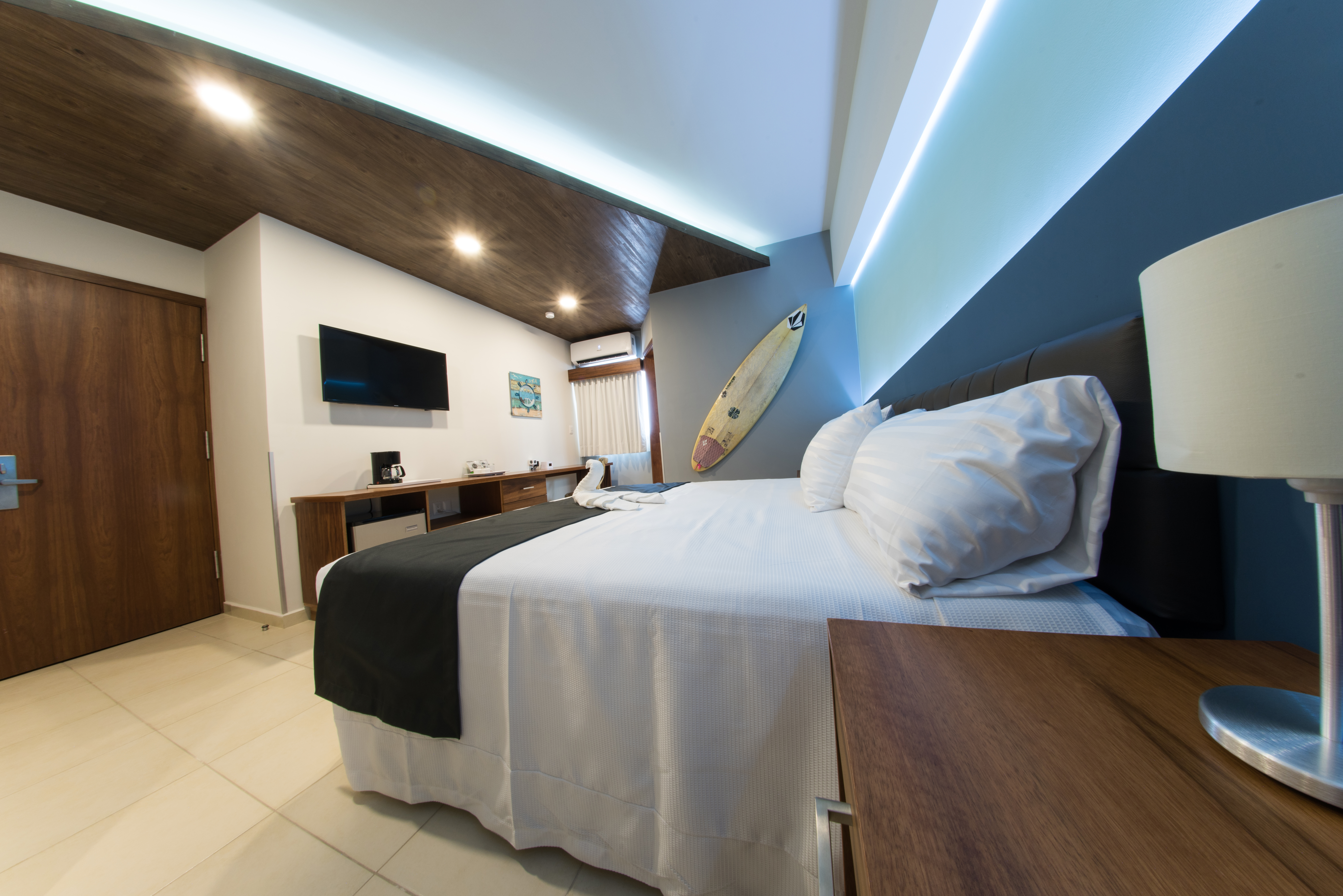Hotel & Suites Clipperton