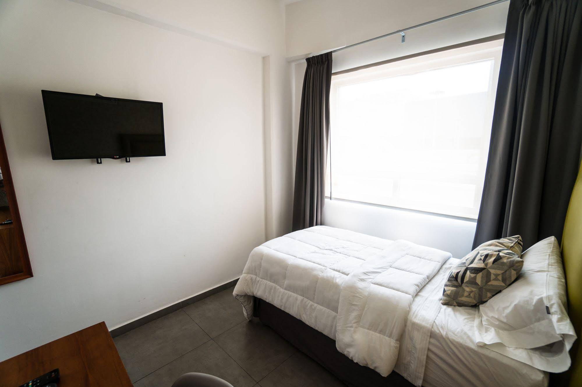 Hotel Suites Regina