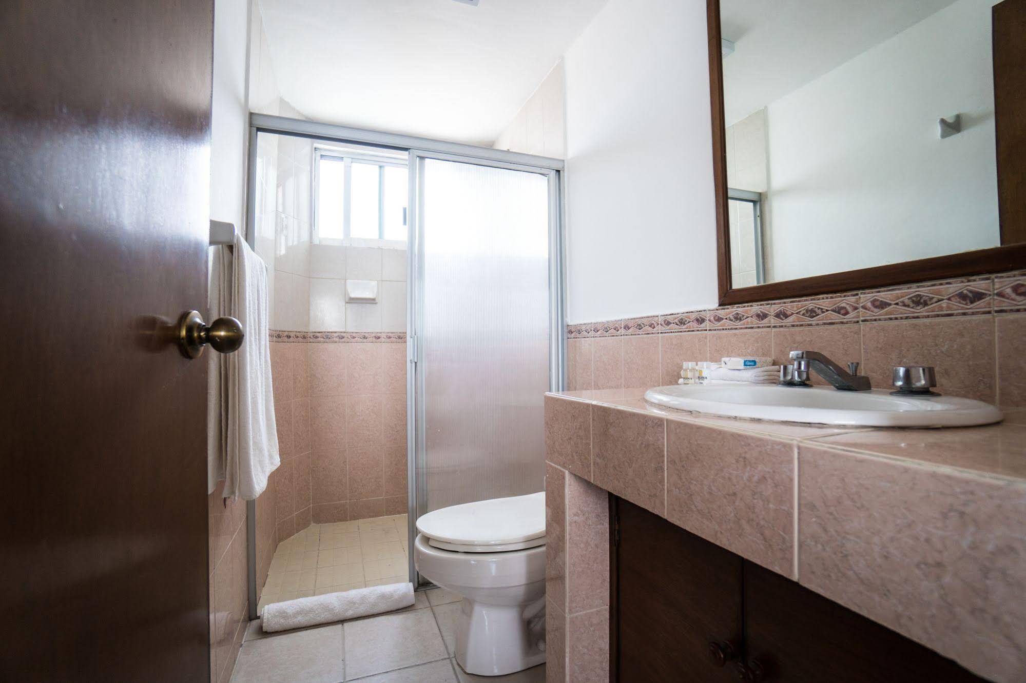 Hotel Suites Regina