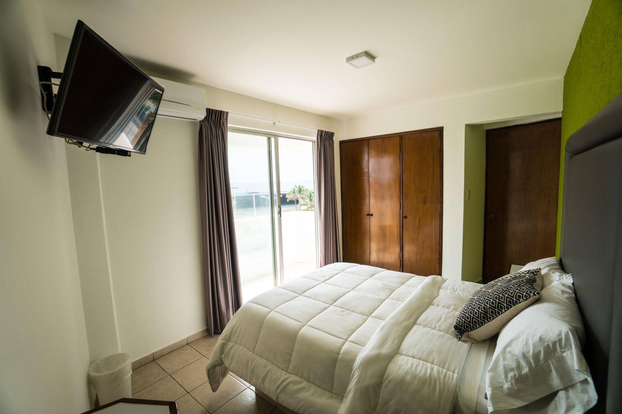Hotel Suites Regina