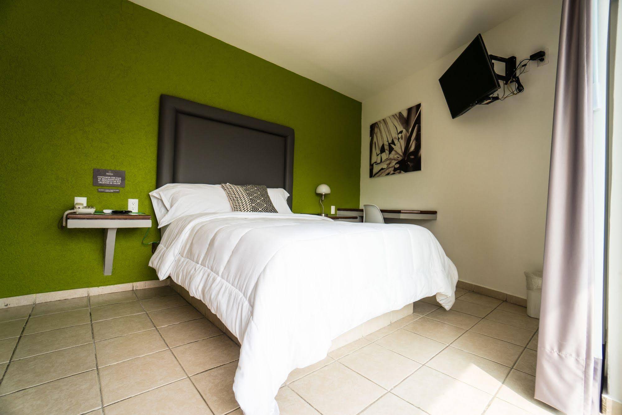 Hotel Suites Regina