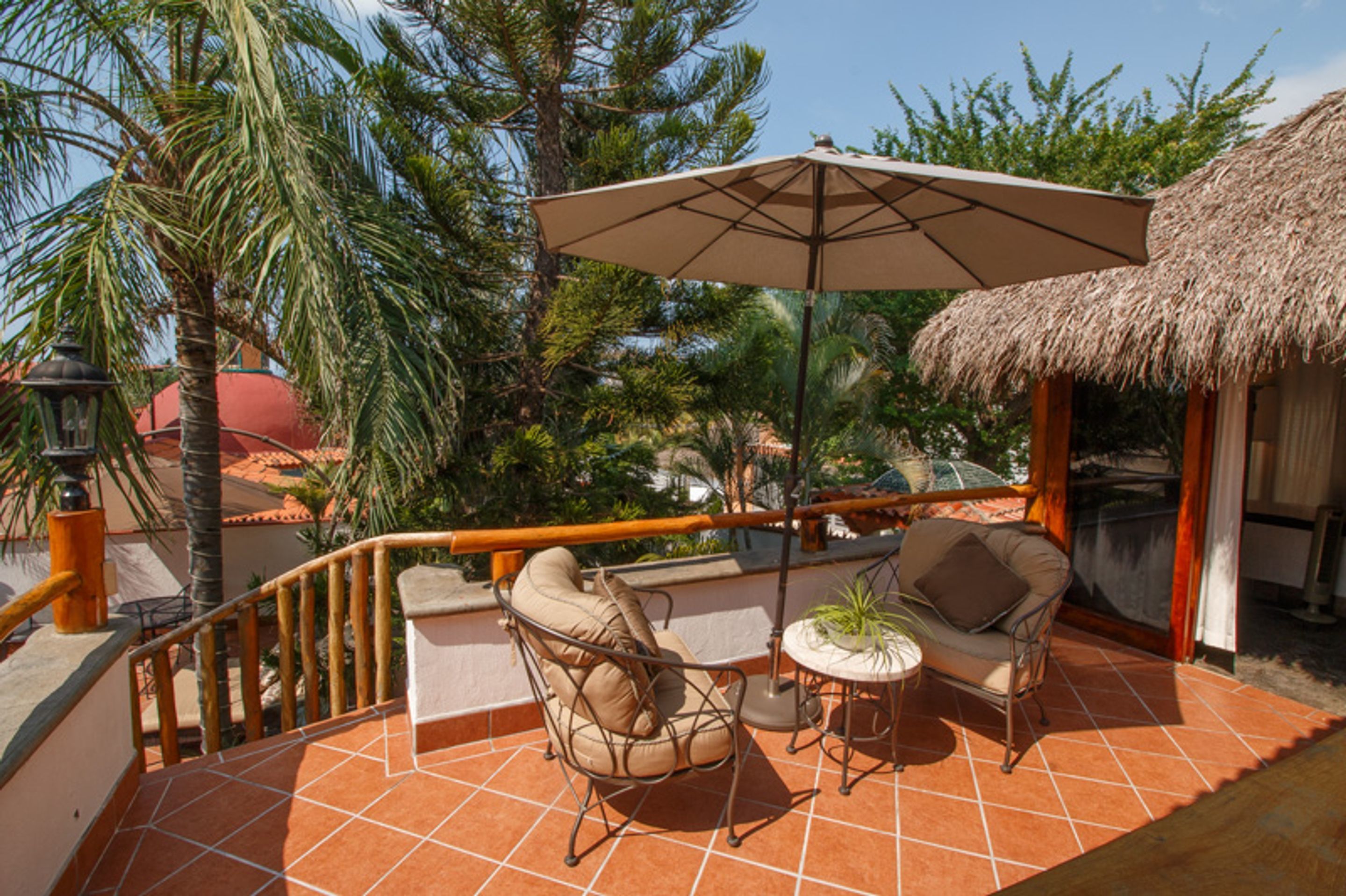 Casa Fibba 4 BR by Casago