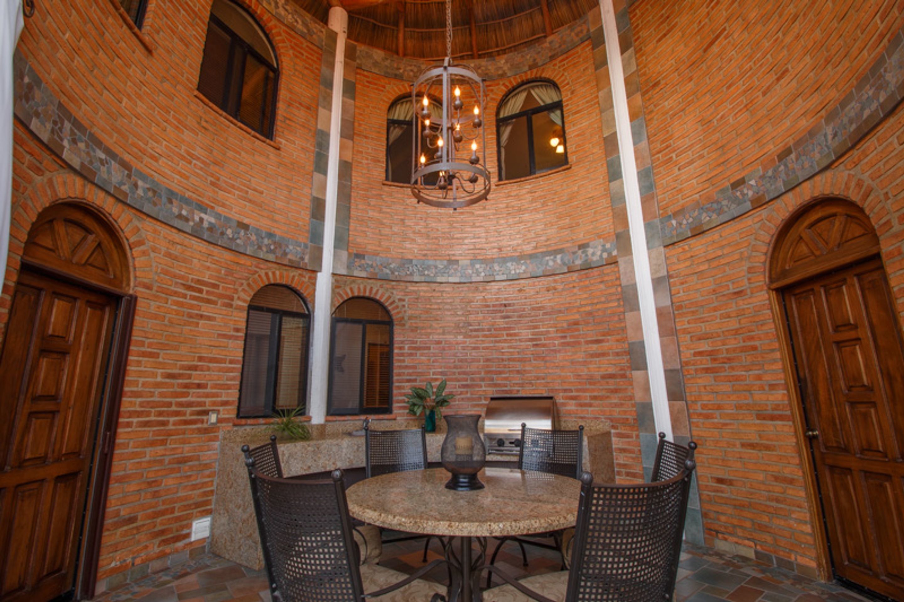 Casa Fibba 4 BR by Casago