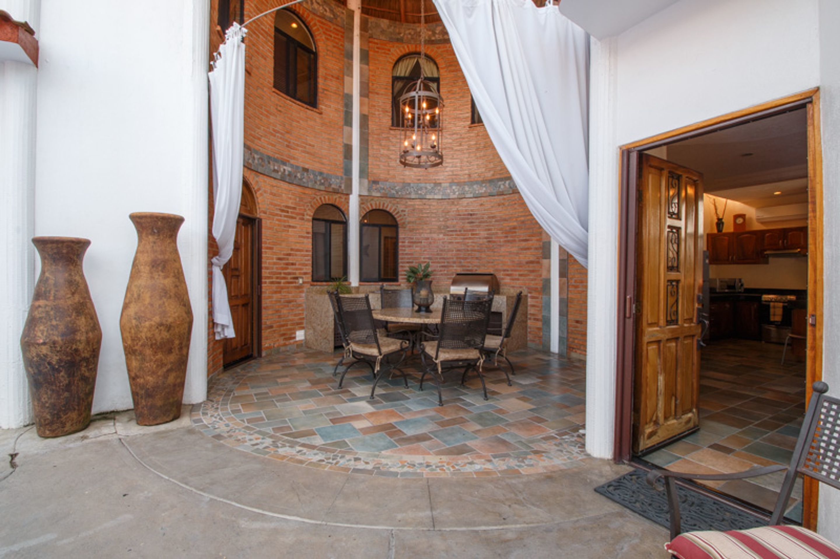 Casa Fibba 4 BR by Casago