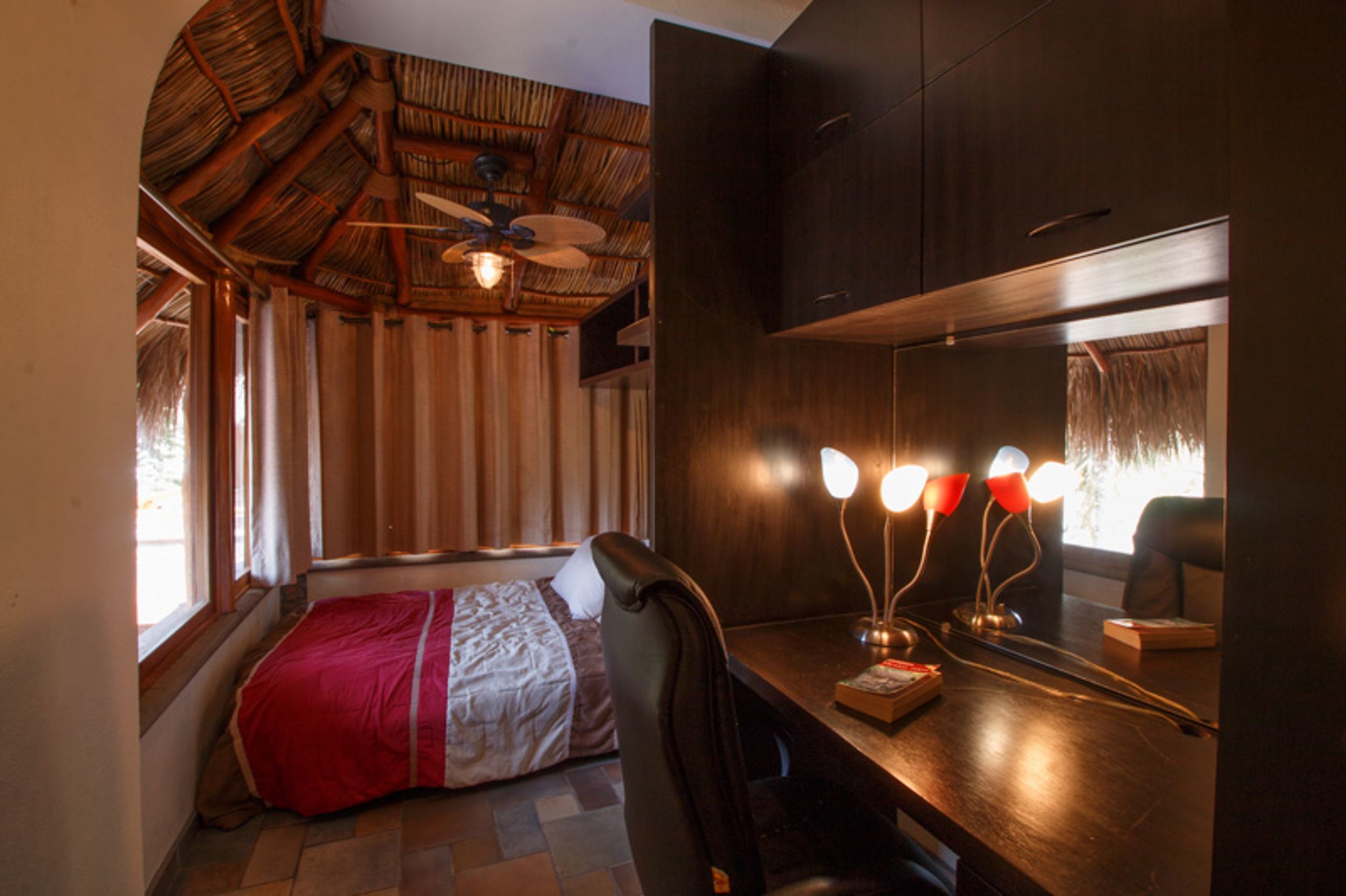 Casa Fibba 4 BR by Casago