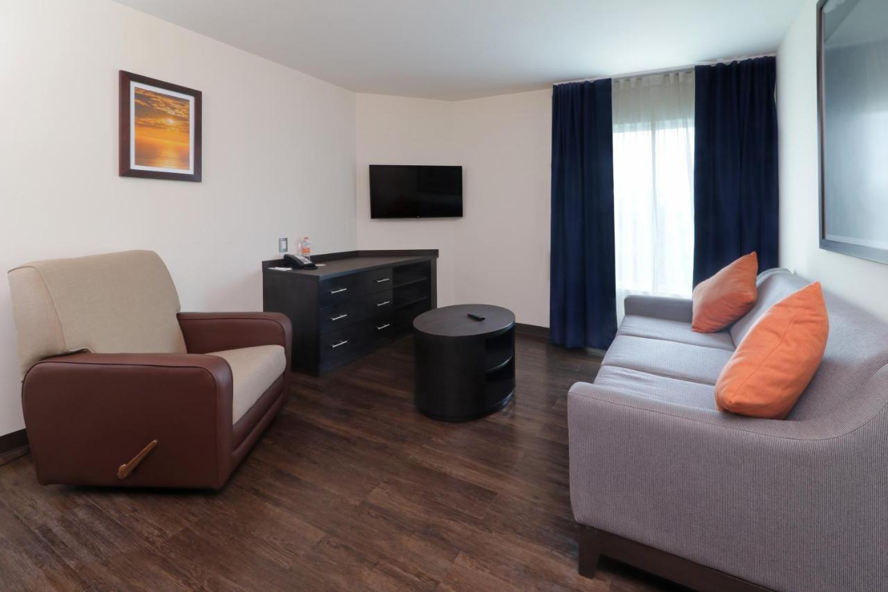 Candlewood Suites Celaya