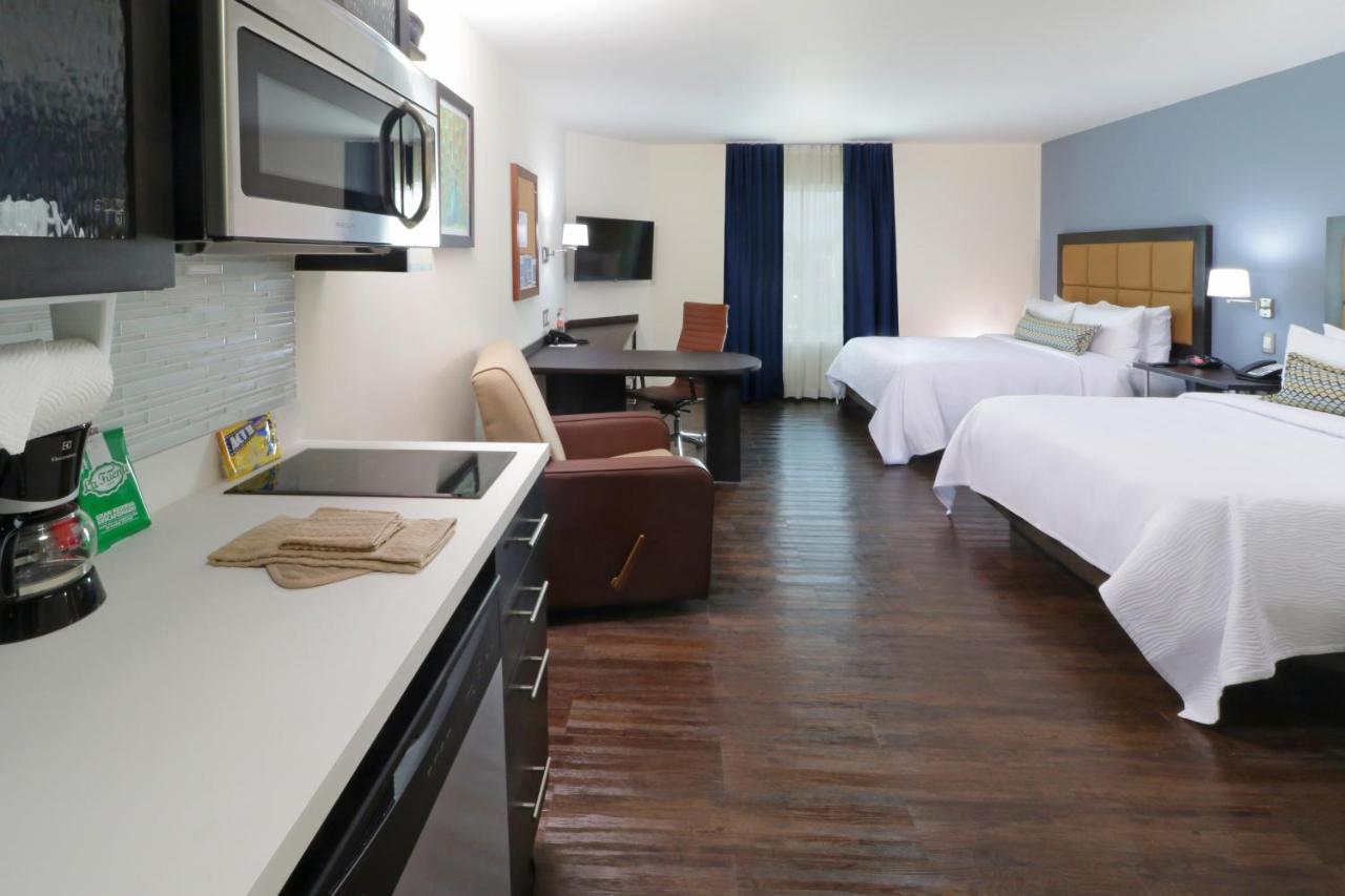 Candlewood Suites Celaya